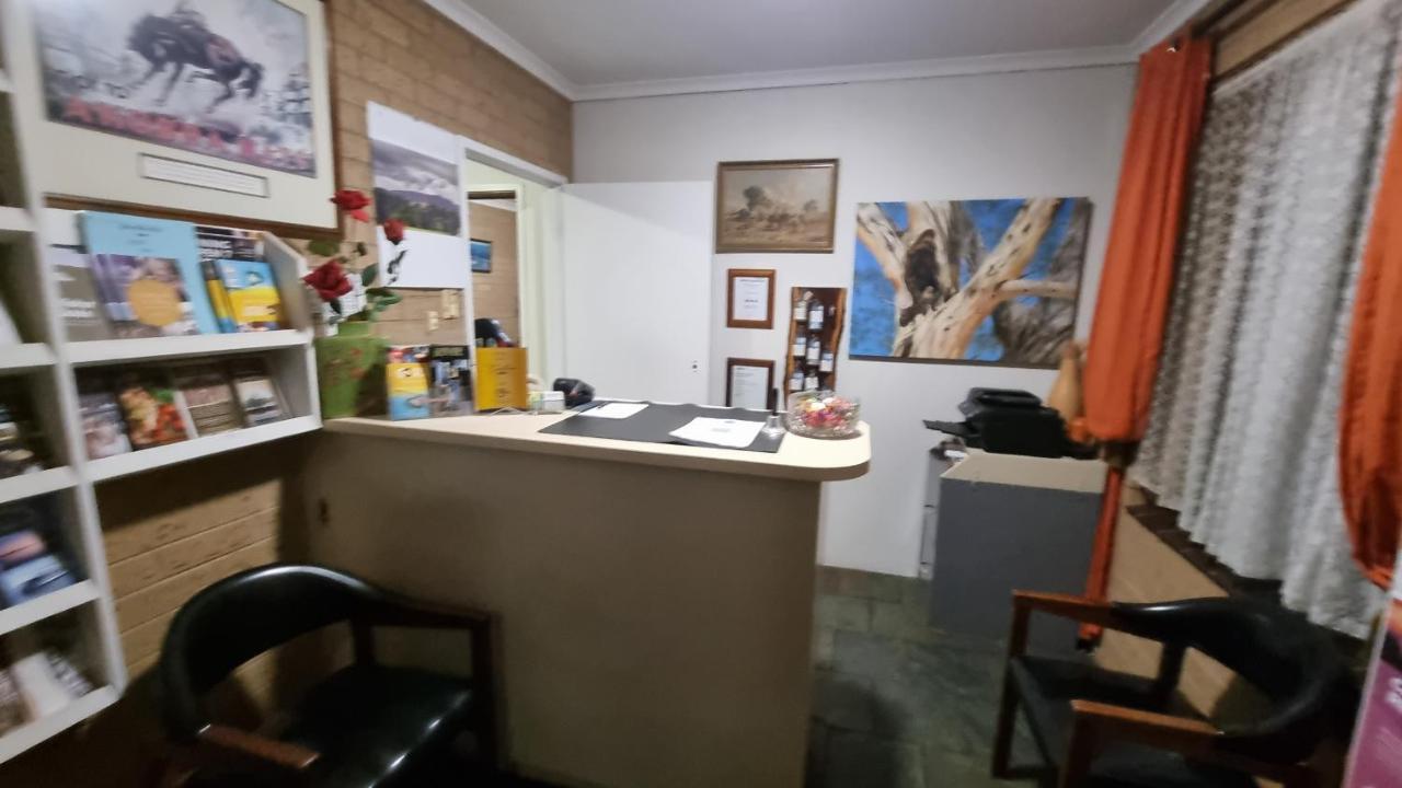 Lone Pine Motel Corowa Eksteriør billede